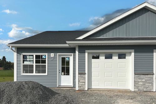 13667 Highway 1, Hants Border, NS, B0P1P0 | Card Image