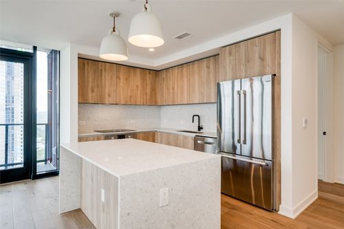 unit-3409-84 N Interstate 35, Austin, TX, 78701-4992 | Card Image