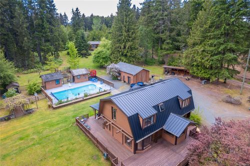 2135 Sun King Rd, Coombs, BC, V0R1M0 | Card Image