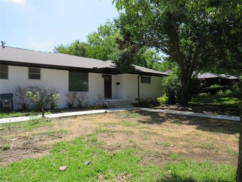 818 Thomas St, Denton, TX, 76201-2495 | Card Image