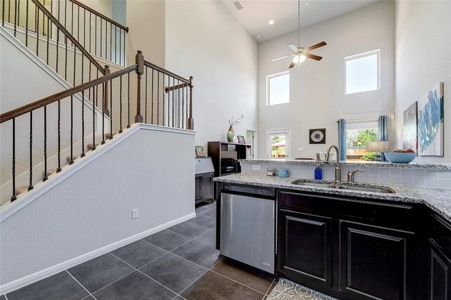 UNIT-213 - 2304 S Lakeline Blvd, Townhouse with 3 bedrooms, 3 bathrooms and 2 parking in Cedar Park TX | Image 9