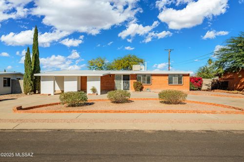 6909 E Oberlin Dr, Tucson, AZ, 85710-4723 | Card Image