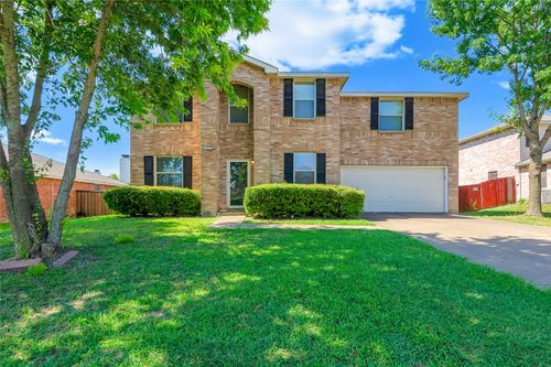 1215 Sullivan Dr, Cedar Hill, TX, 75104-7341 | Card Image