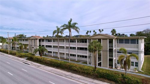 203-4455 Duhme Rd, St Petersburg, FL, 33708-2833 | Card Image