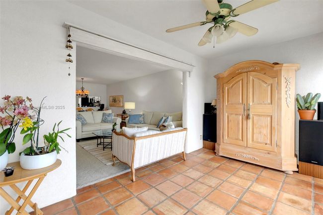 APT-904 - 2206 S Cypress Bend Dr, Condo with 1 bedrooms, 2 bathrooms and null parking in Pompano Beach FL | Image 25