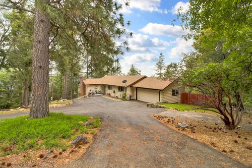 12615 Hilltop Ct, Pine Grove, CA, 95665-9683 | Card Image