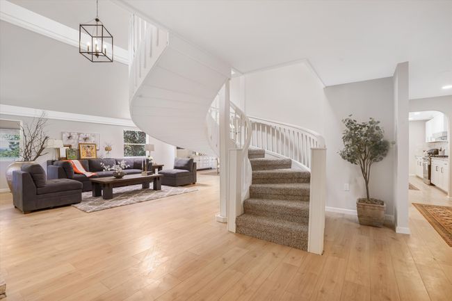 7 Corte De Canoncito, House other with 5 bedrooms, 4 bathrooms and null parking in Cedar Crest NM | Image 4