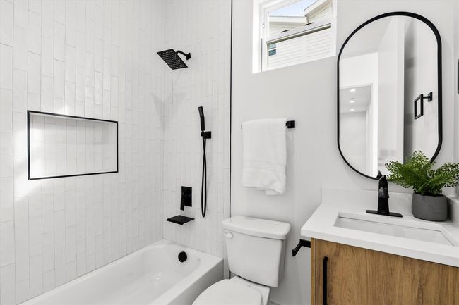 Full Bath #2 | Image 19