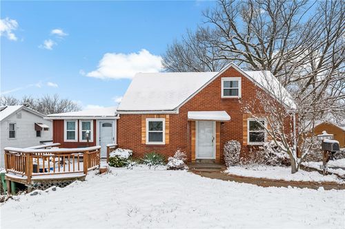 3704 Grant St, Castle Shannon, PA, 15234-2323 | Card Image