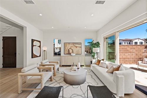 122 Eversedge, Irvine, CA, 92618-3563 | Card Image