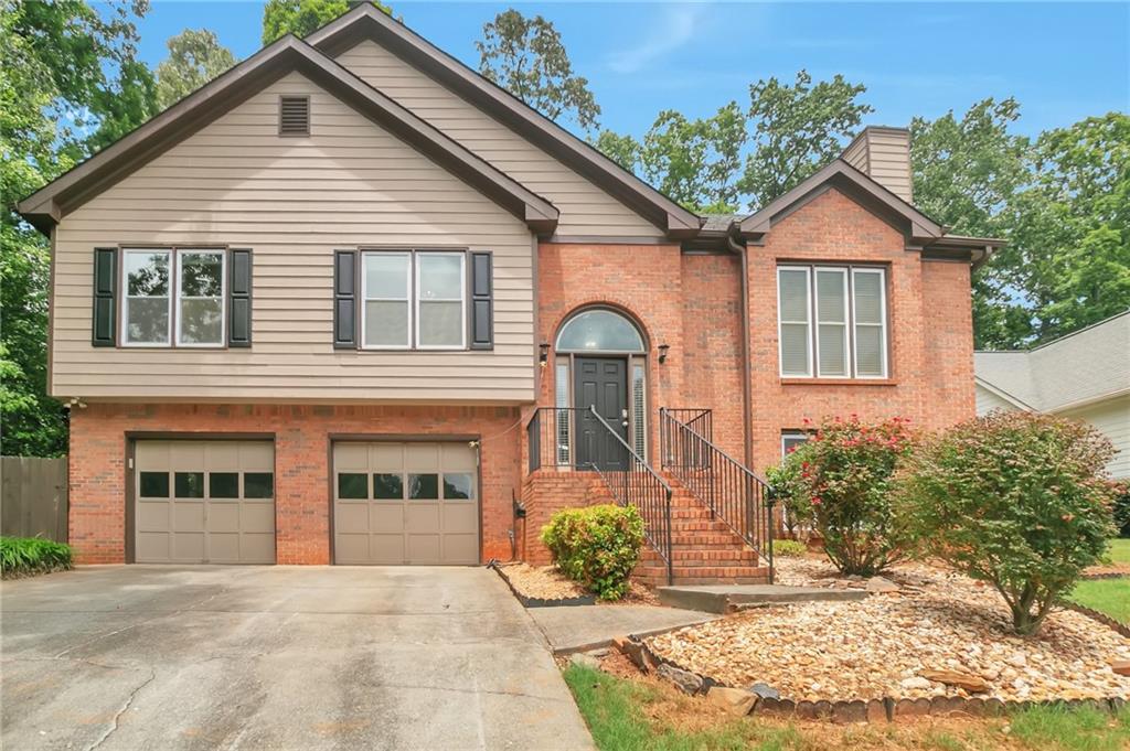 Pierce Arrow Cir, Suwanee, GA 30024
