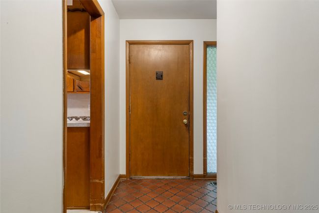 441 S 127 Th East Ave, House other with 3 bedrooms, 2 bathrooms and null parking in Tulsa OK | Image 7