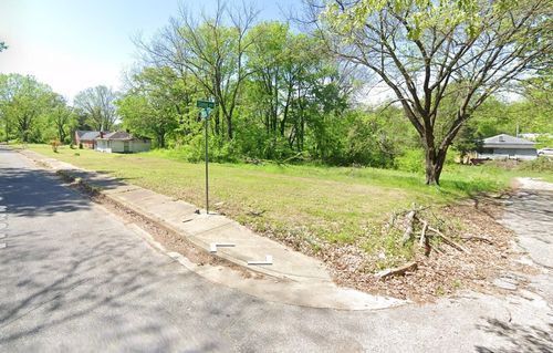 709 Sims Ave, Memphis, TN, 38106-5628 | Card Image
