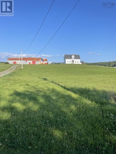 702 E Tracadie Rd, House other with 5 bedrooms, 1 bathrooms and null parking in East Tracadie NS | Image 1