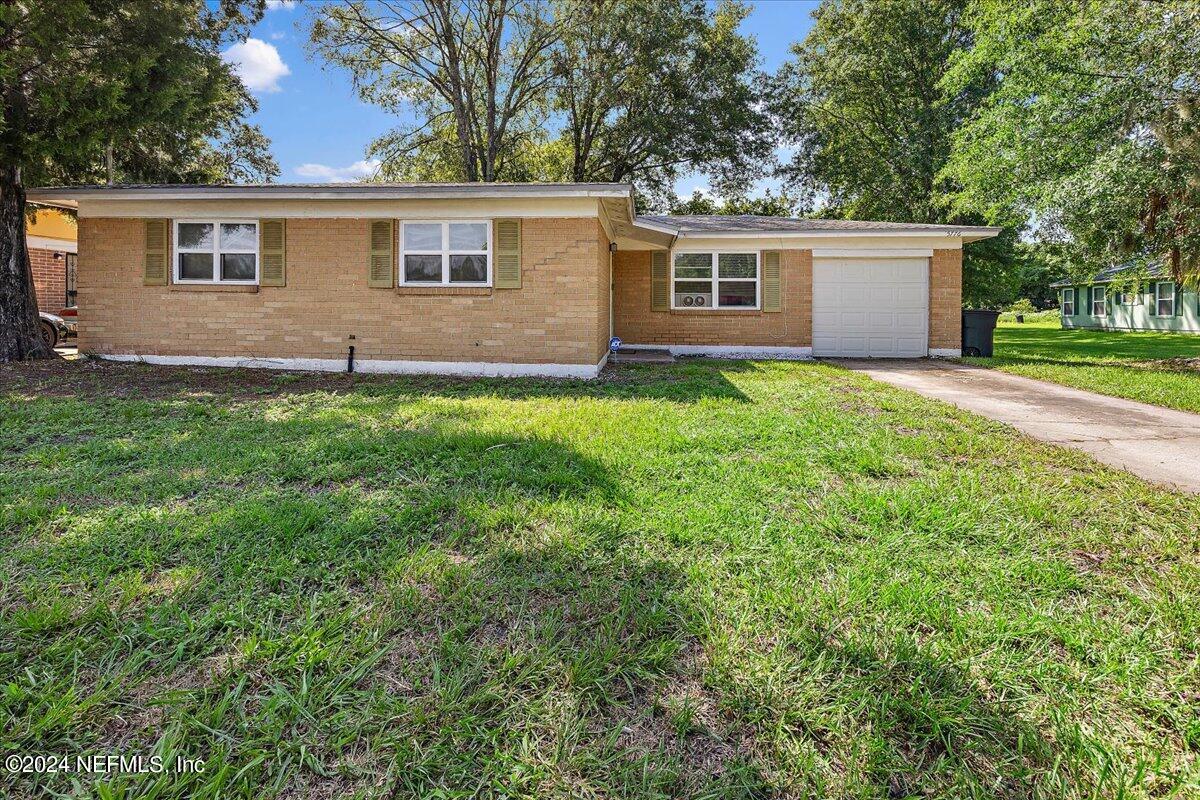 Soutel Dr, Jacksonville, FL 32219