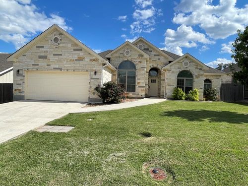 707 Chinkapin Dr, Fredericksburg, TX, 78624-2391 | Card Image