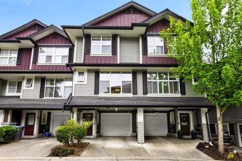 59-18199 70 Ave, Surrey, BC, V3S2N9 | Card Image