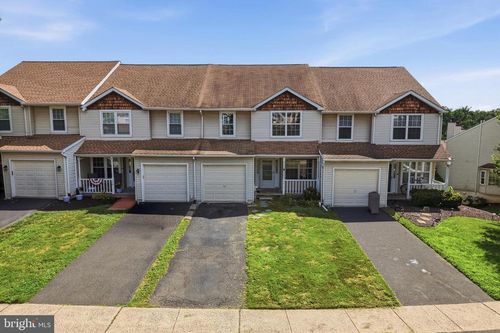 136 N Timber Rd, SOUTHAMPTON, PA, 18966-2875 | Card Image