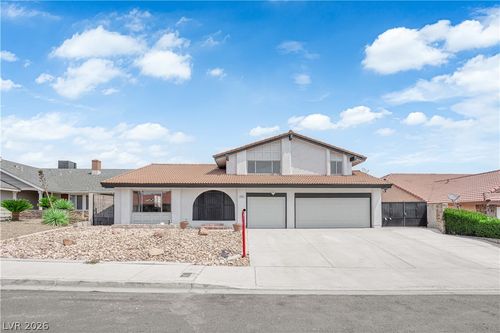 6320 Peppermill Dr, Las Vegas, NV, 89146-3016 | Card Image