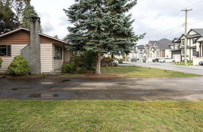 2537 Stanley Street, House other with 3 bedrooms, 1 bathrooms and null parking in Abbotsford BC | Image 15