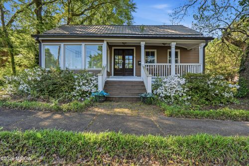 121 E Baldwin Street, milledgeville, GA, 31061 | Card Image