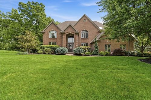 117 Lyndhurst Cir, Wexford, PA, 15090-8870 | Card Image