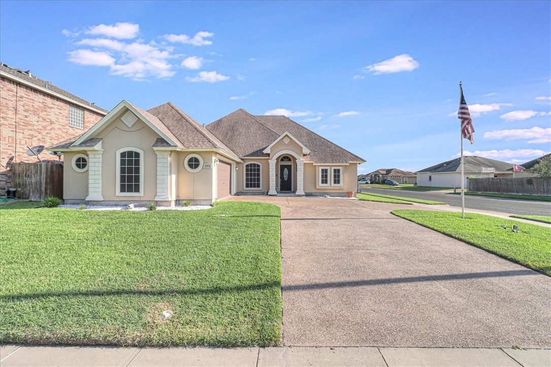 Round Table St, Corpus Christi, TX 78414