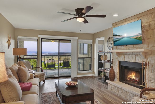 APT-6 - 1256 Cougar Dr, Condo with 2 bedrooms, 2 bathrooms and null parking in Canyon Lake TX | Image 20