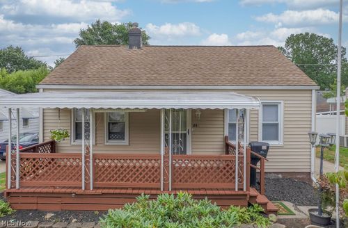 841 Caddo Avenue, Akron, OH, 44305 | Card Image