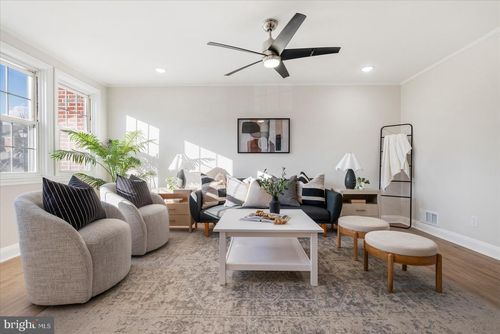 325 Whitfield Rd, CATONSVILLE, MD, 21228-1808 | Card Image