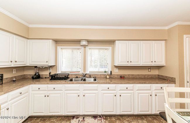 207 N Wilson St, House other with 3 bedrooms, 2 bathrooms and null parking in Whitakers NC | Image 5