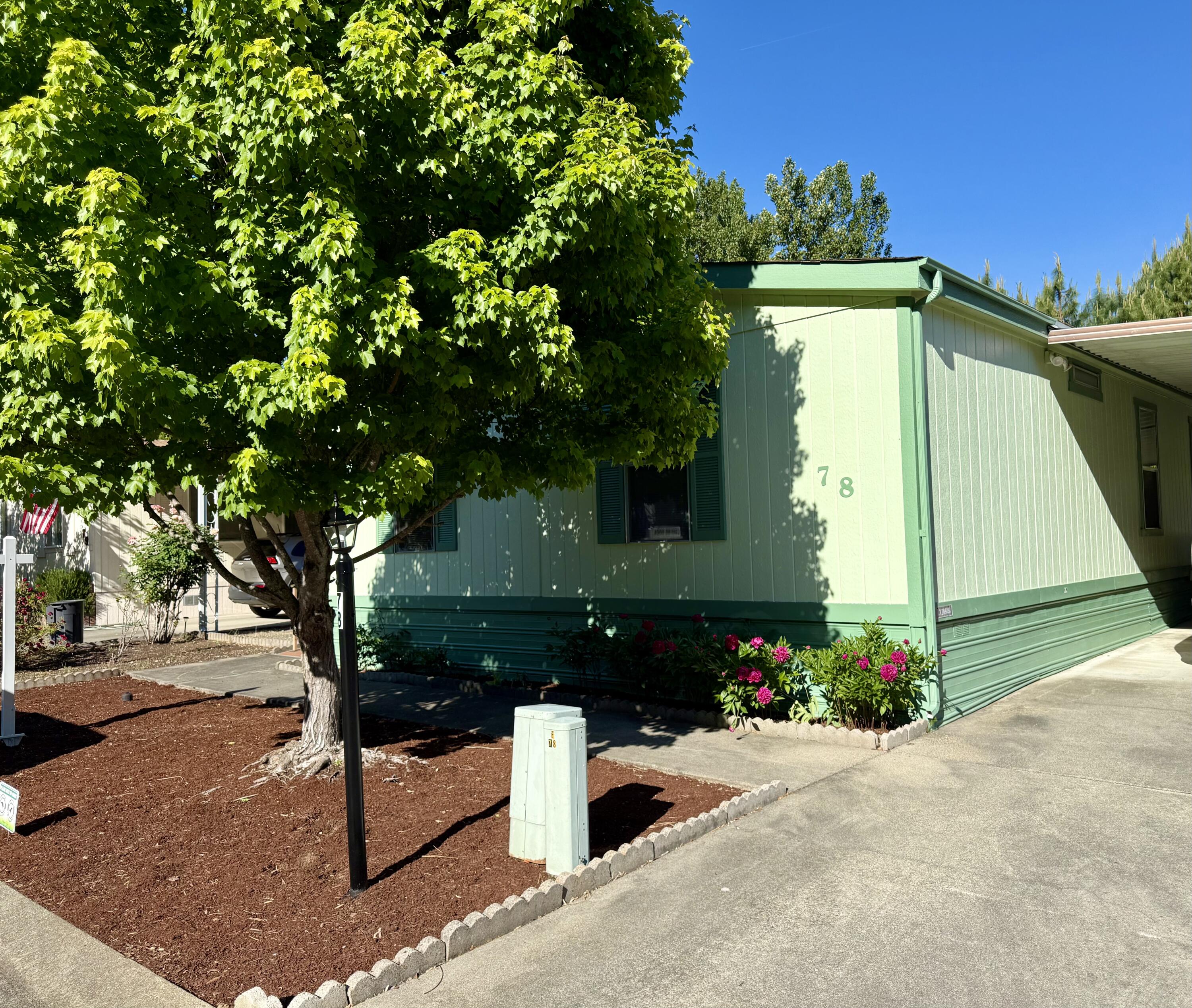 Manufactured In Park in Rogue River 2