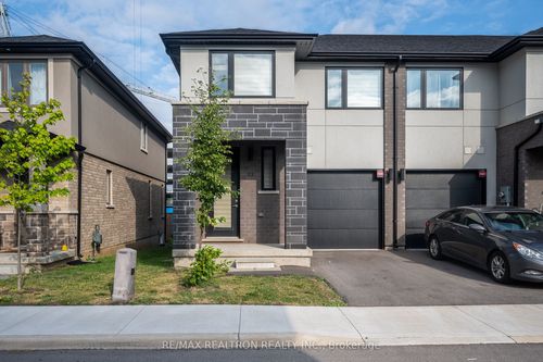 13-166 Mount Albion Rd, Hamilton, ON, L8K5S8 | Card Image