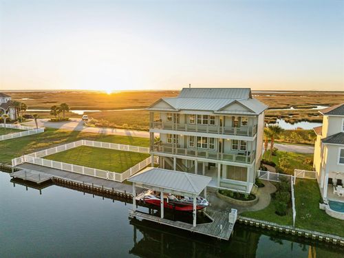 11 Shell Ky, Hitchcock, TX, 77563-3689 | Card Image