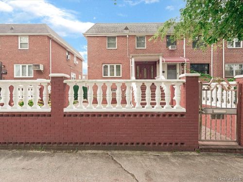 15314 76th Road, New York, NY, 11367 | Card Image