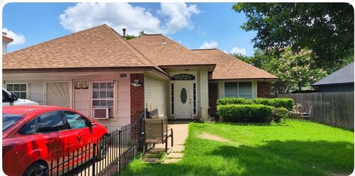 5702 Meadow Crst, Austin, TX, 78744-4025 | Card Image