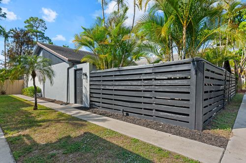 1277 Periwinkle Pl, Wellington, FL, 33414-8630 | Card Image