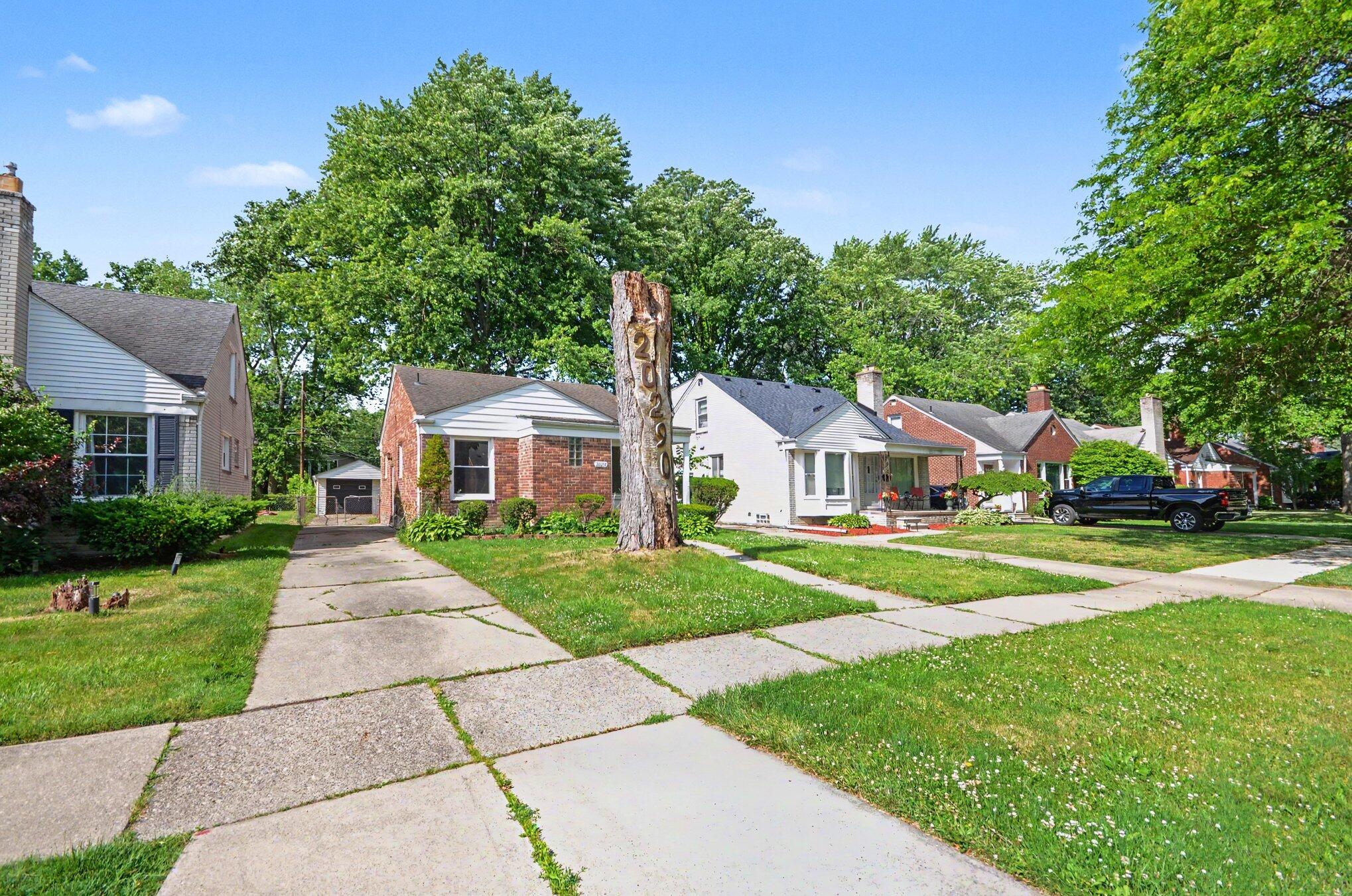 Residential in Harper Woods 4