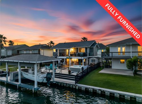 967 Bonita St, Bayou Vista, TX, 77563-2707 | Card Image