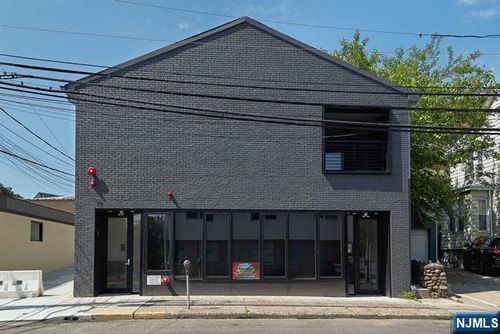 19 Franklin Pl, Rutherford, NJ, 07070-1744 | Card Image