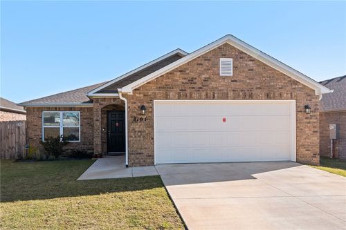8101 Sunflower Way, Fort Smith, AR, 72916-4095 | Card Image