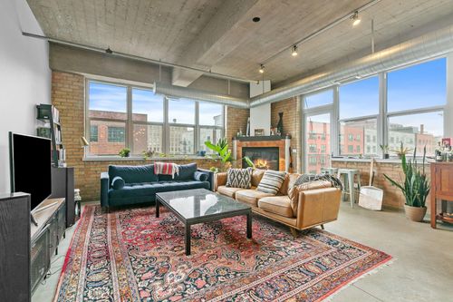 408-901 N 3rd St, Minneapolis, MN, 55401-1540 | Card Image