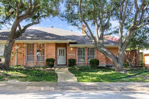 9702 Summerhill Ln, Dallas, TX, 75238-1044 | Card Image