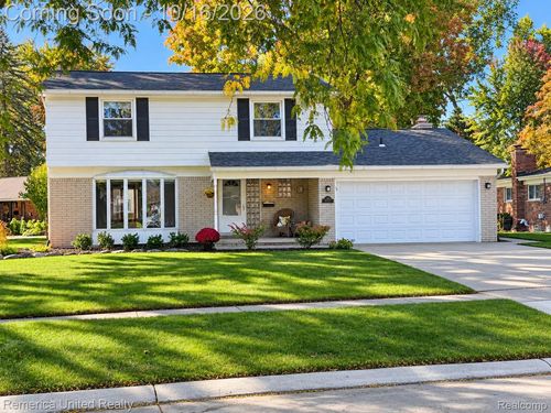 36219 Brookview Dr, Livonia, MI, 48152-2771 | Card Image