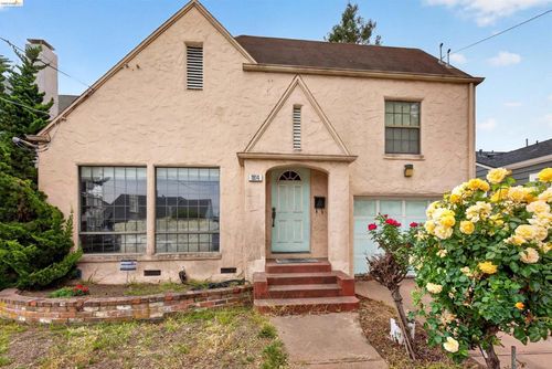 1814 105th Ave, Oakland, CA, 94603 | Card Image