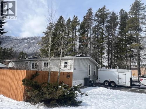 371 Red Cedar Cres, Sparwood, BC, V0B2G0 | Card Image