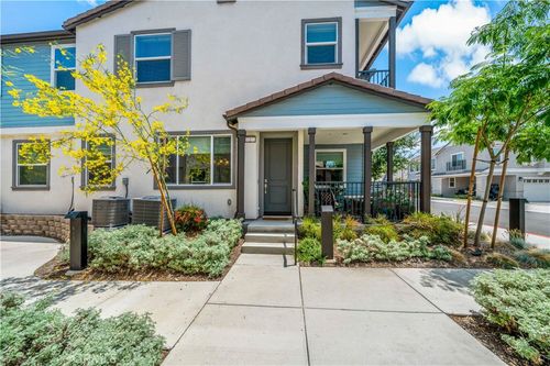 unit-2-15210 Horizon St, Fontana, CA, 92336-5283 | Card Image