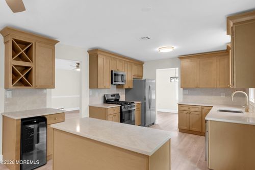 22 Abbey Rd, Brick, NJ, 08723-7834 | Card Image