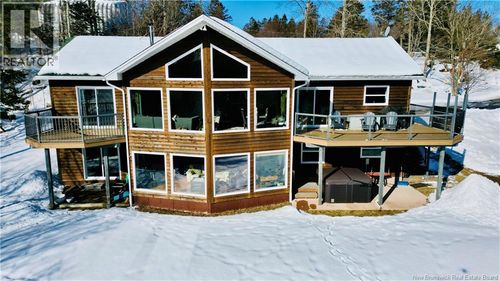 17 Bell Ave, Darlings Island, NB, E5N6R5 | Card Image