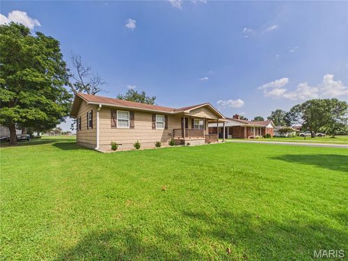 1608 Sidney St, Malden, MO, 63863-1220 | Card Image
